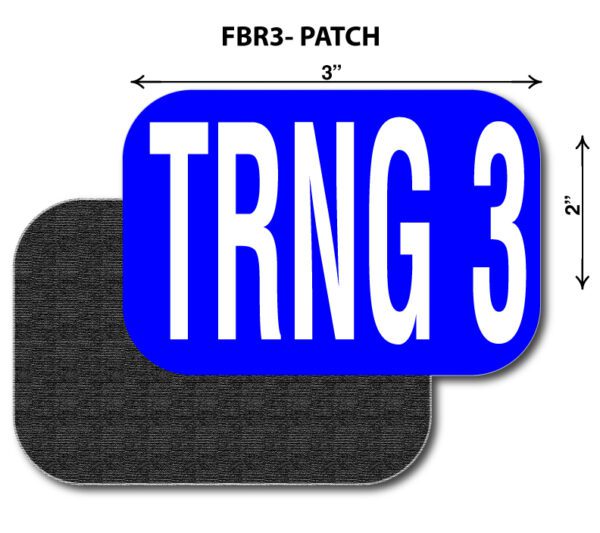 A blue patch with the letters trng 3 on it.